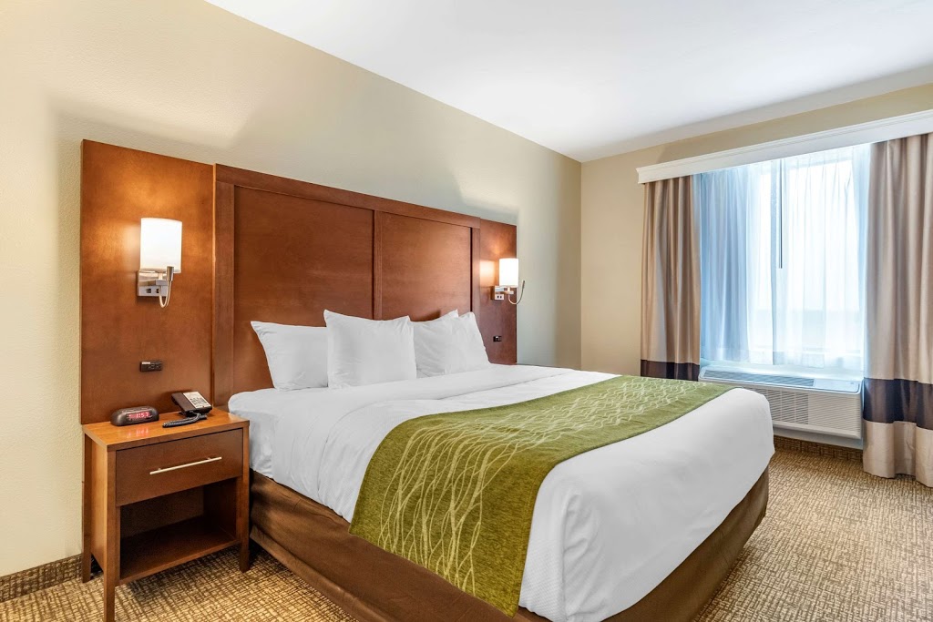 Comfort Suites San Antonio Ft. Sam Houston/Sammc Area | 4630 Hitt Dr, San Antonio, TX 78218, USA | Phone: (210) 314-1005