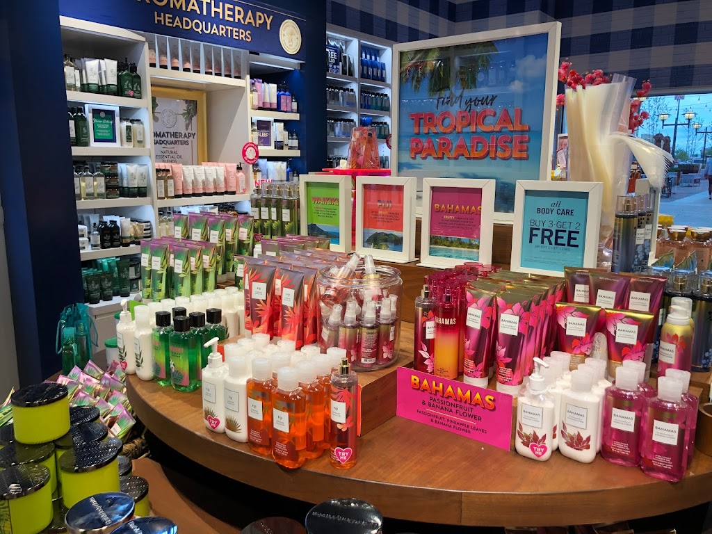 Bath & Body Works | 15837 N Fwy Space 1062, Fort Worth, TX 76177 | Phone: (682) 707-3413