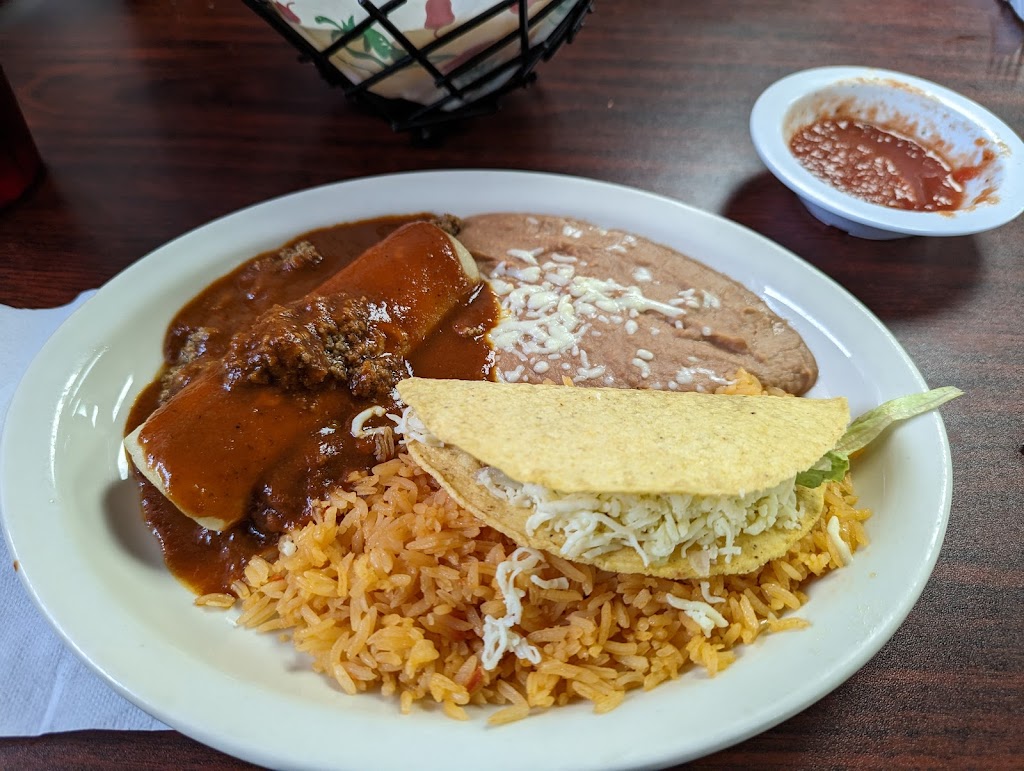 El Charro | 101 W Shawnee St, Muskogee, OK 74401, USA | Phone: (918) 686-0636