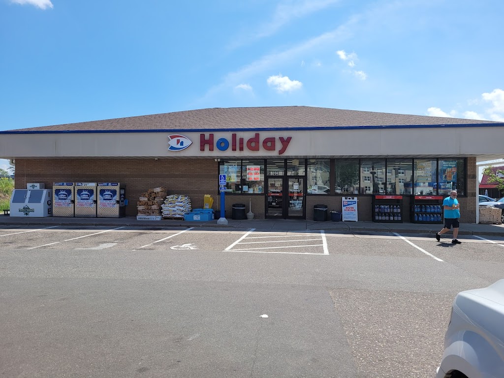 Holiday | 31 19th St SW, Forest Lake, MN 55025 | Phone: (651) 982-6812