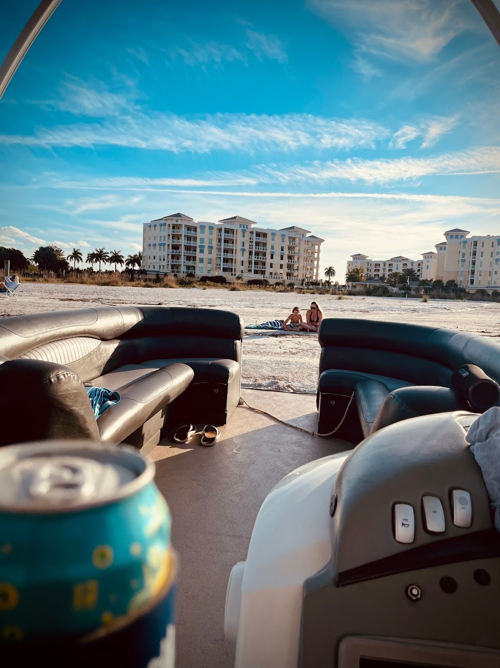 Tampa Speed Boat Adventures | 1901 Pass a Grille Way, St Pete Beach, FL 33706, USA | Phone: (727) 744-3218