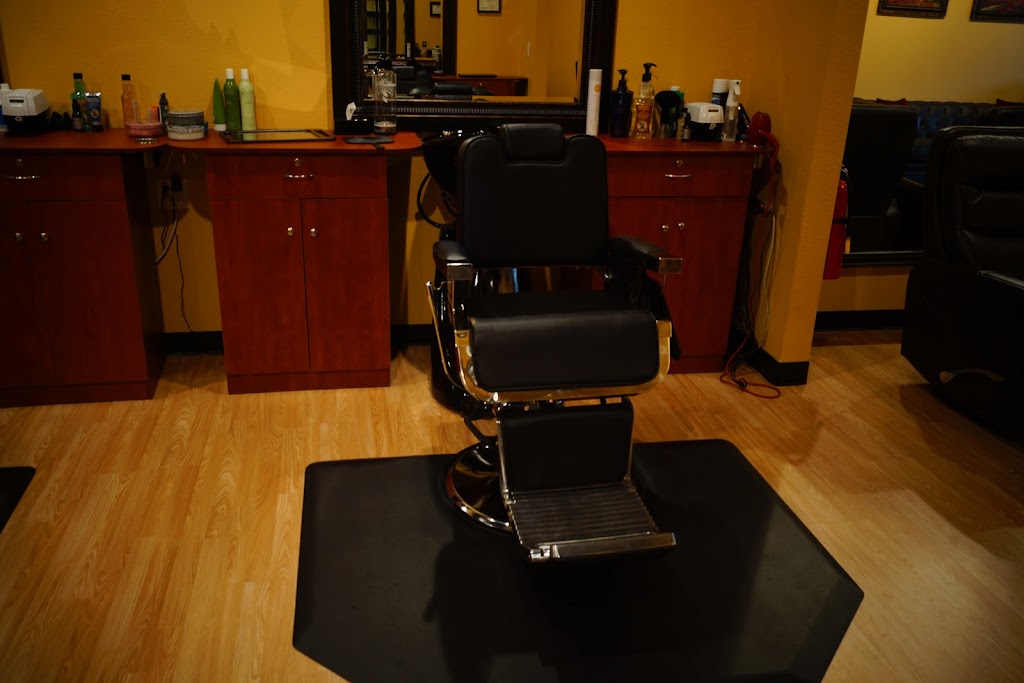 Lombardos Barber Salon | 2701 Custer Pkwy Ste 805, Richardson, TX 75080, USA | Phone: (214) 227-9555