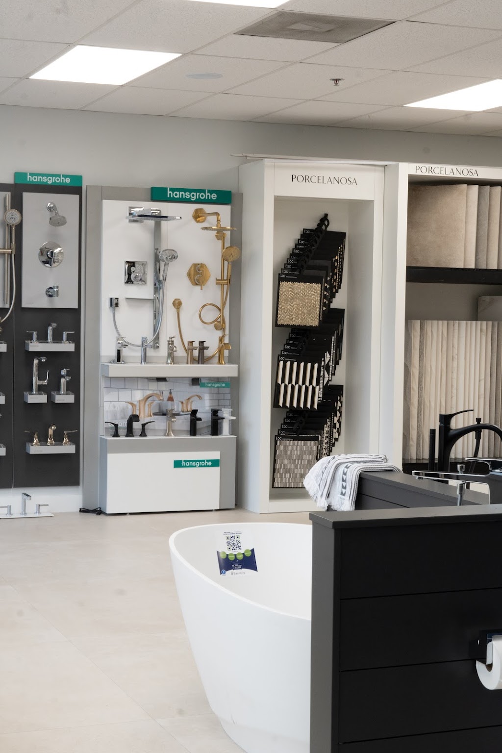 Giovannis Tile Design Roswell | 1250 Northmeadow Pkwy # 116, Roswell, GA 30076, USA | Phone: (678) 461-7715