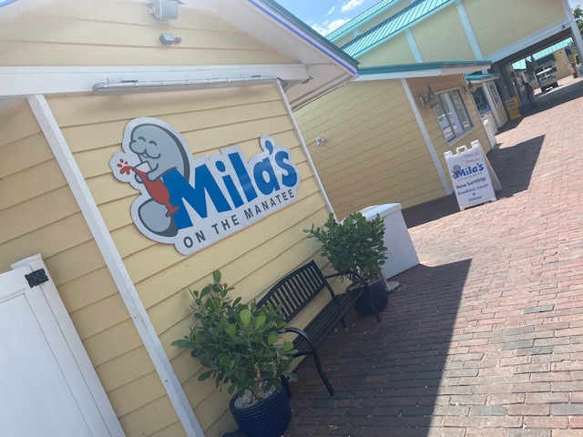 Mila’s on the Manatee | 965 Riverside Dr, Palmetto, FL 34221, USA | Phone: (941) 212-6006