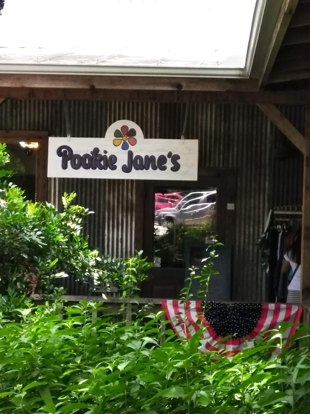 Pookie Janes Boutique | 1633 Hunter Rd # E, New Braunfels, TX 78130, USA | Phone: (830) 626-6446