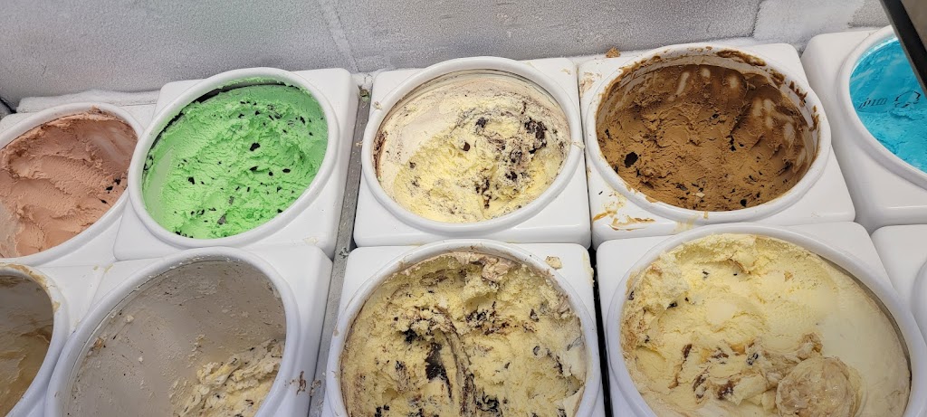 Village Creamery | 140 N Main St, Brooklyn, MI 49230, USA | Phone: (517) 795-0471