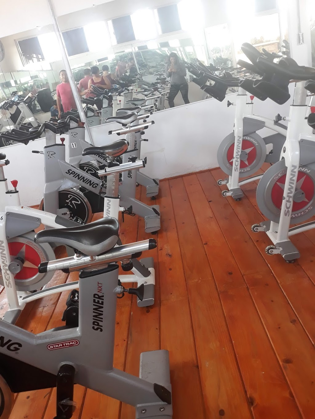 Rosarito Fitness Center | 22703, Calz. del Mar 34, Obrera, 22703 Rosarito, B.C., Mexico | Phone: 661 612 0243