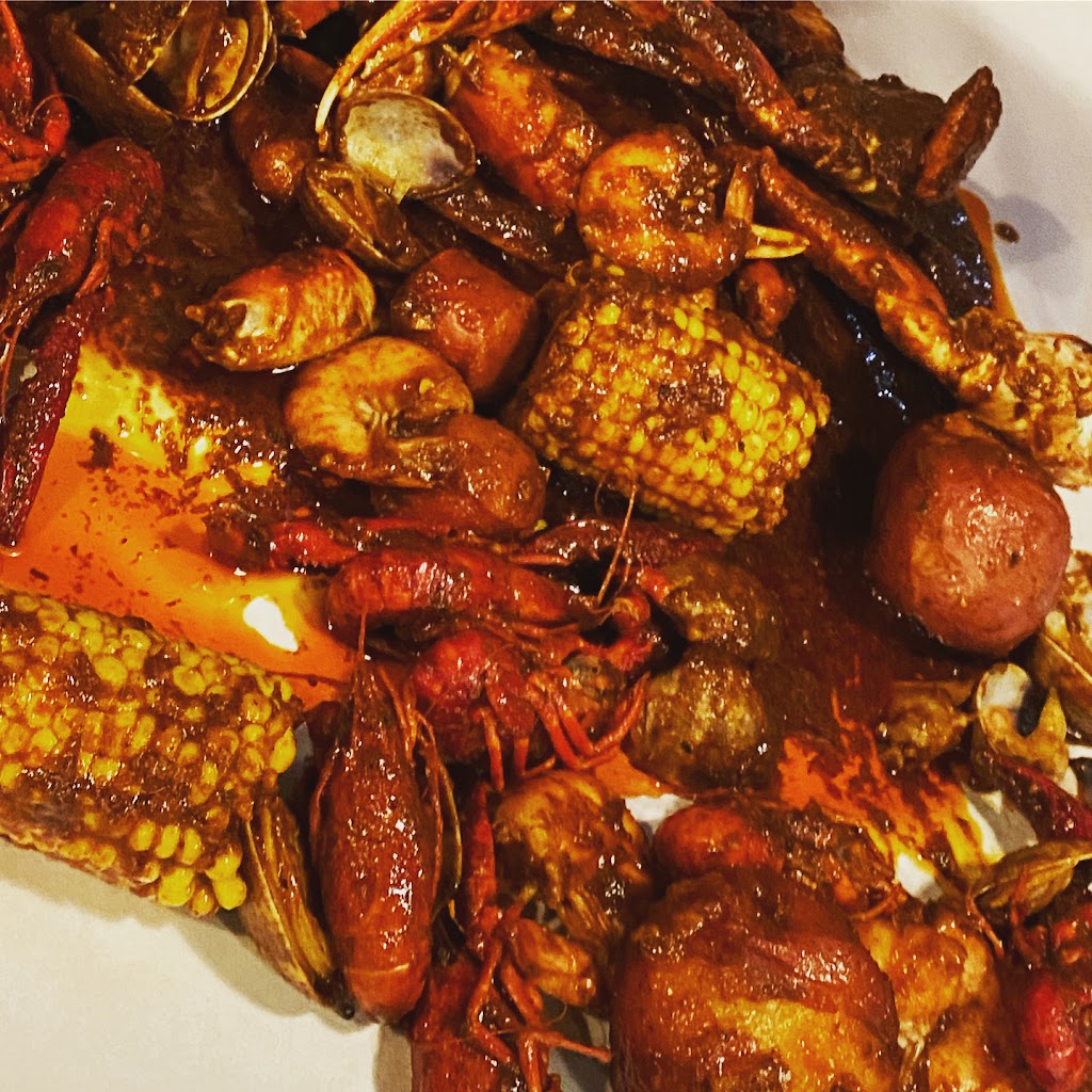 Cajun Crackin | 7735 N Blackstone Ave #115, Fresno, CA 93720, USA | Phone: (559) 558-8223