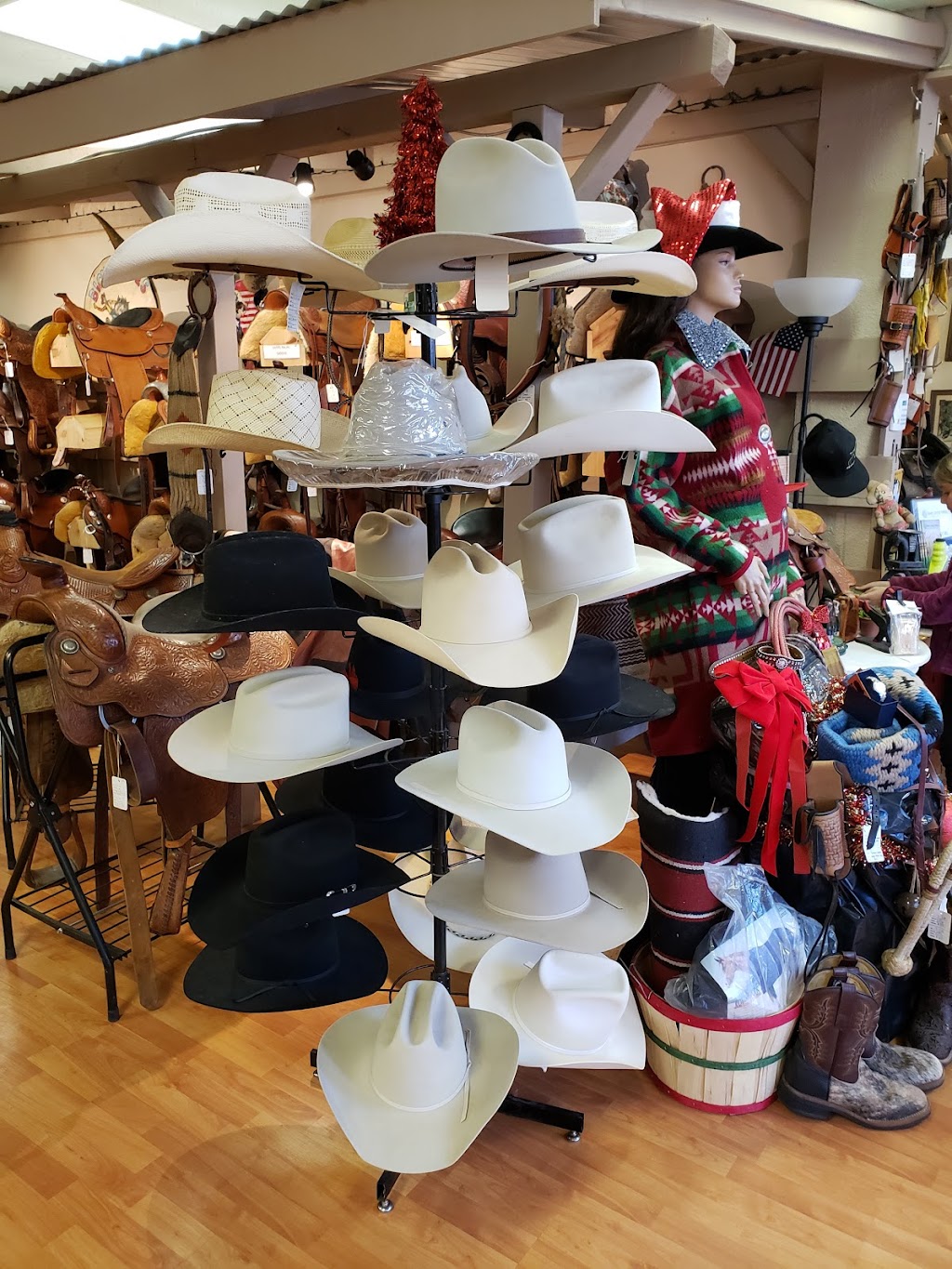 Mane Street Tack | 14 E Main St, Ione, CA 95640, USA | Phone: (209) 790-5146