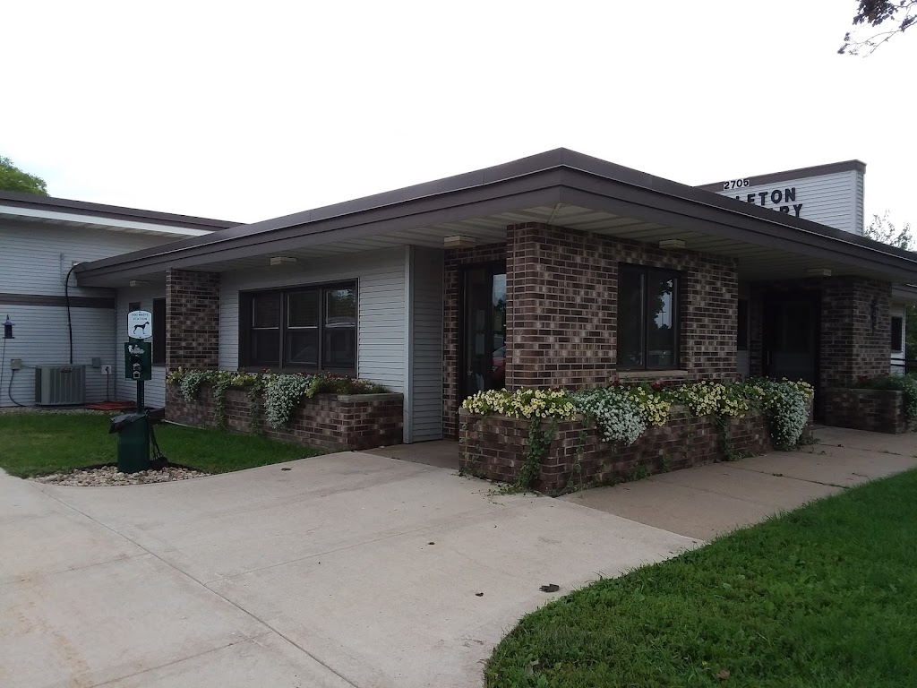 Middleton Veterinary Hospital | 2705 Parmenter St, Middleton, WI 53562, USA | Phone: (608) 836-8561