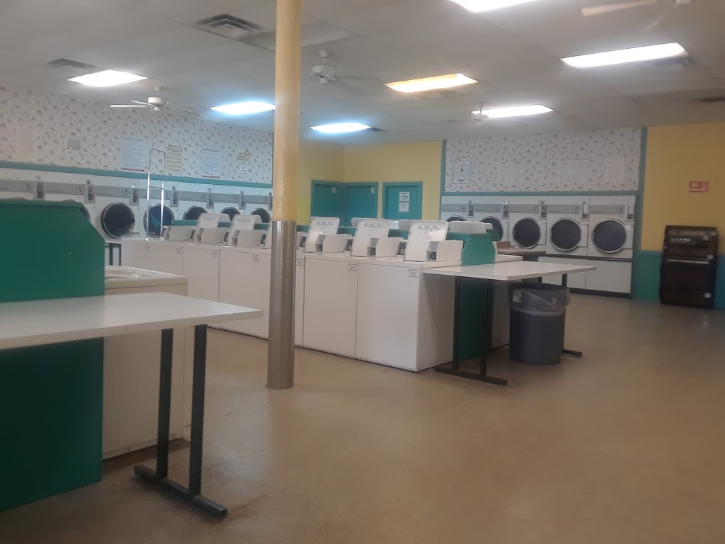 Kwik Wask Laundry / coinmach | 1113 E Sinton St, Sinton, TX 78387, USA | Phone: (361) 364-1928