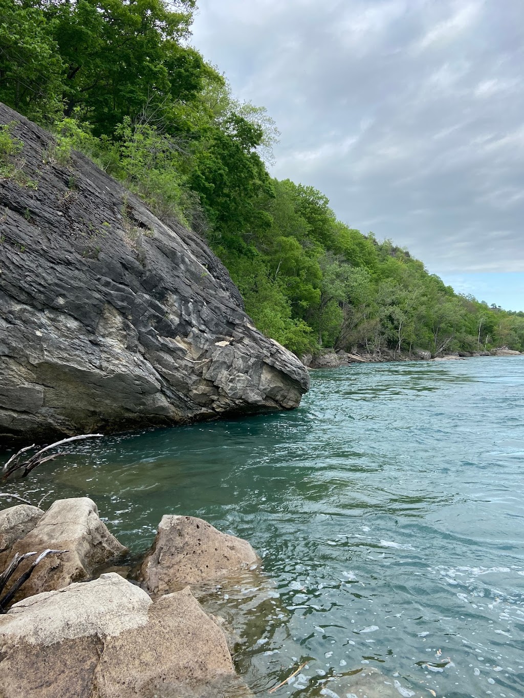 Whirlpool Beach | Niagara River Pkwy, Niagara Falls, ON L0S 1J0, Canada | Phone: (877) 642-7275