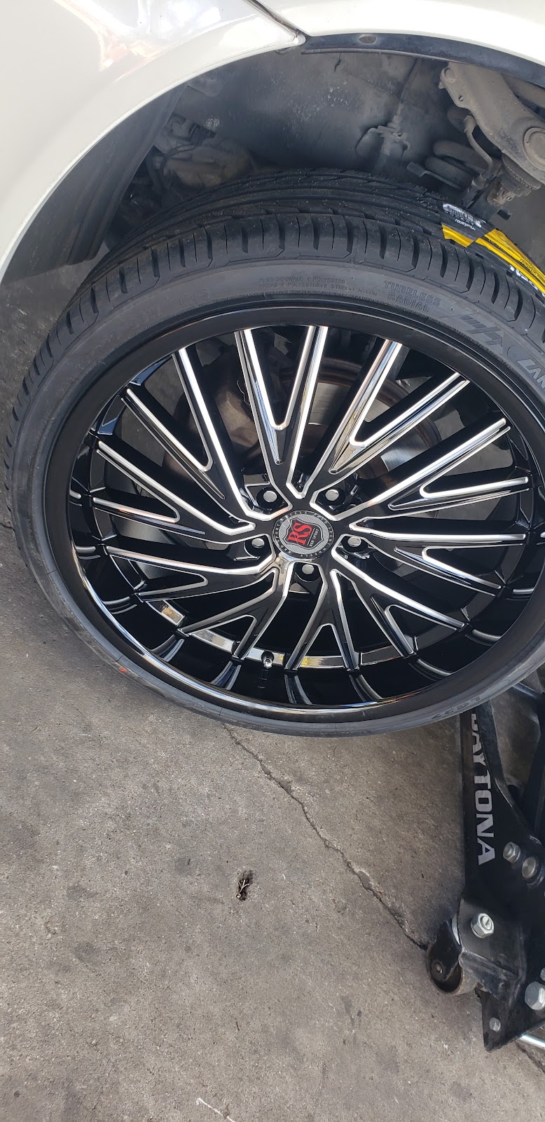 BIG MOE TIRES AND WHEELS | 3922 Buckner Blvd, Dallas, TX 75227 | Phone: (469) 399-7625