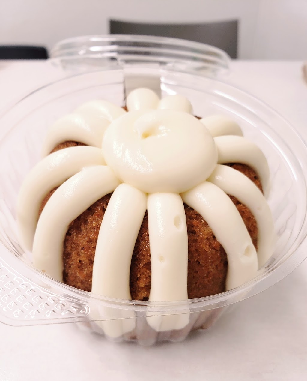 Nothing Bundt Cakes | 2100 Standiford Ave Suite E17-18, Modesto, CA 95350, USA | Phone: (209) 524-2253