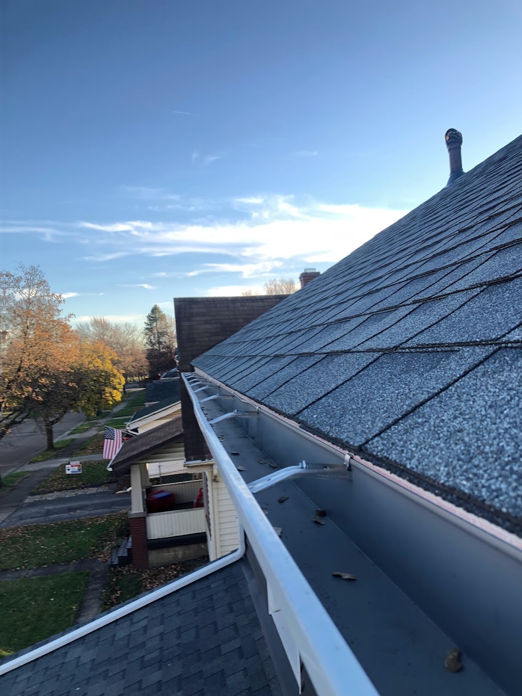 Scottys Roofing & Repair Service | 122 Hermann St, Barberton, OH 44203, USA | Phone: (330) 289-5113