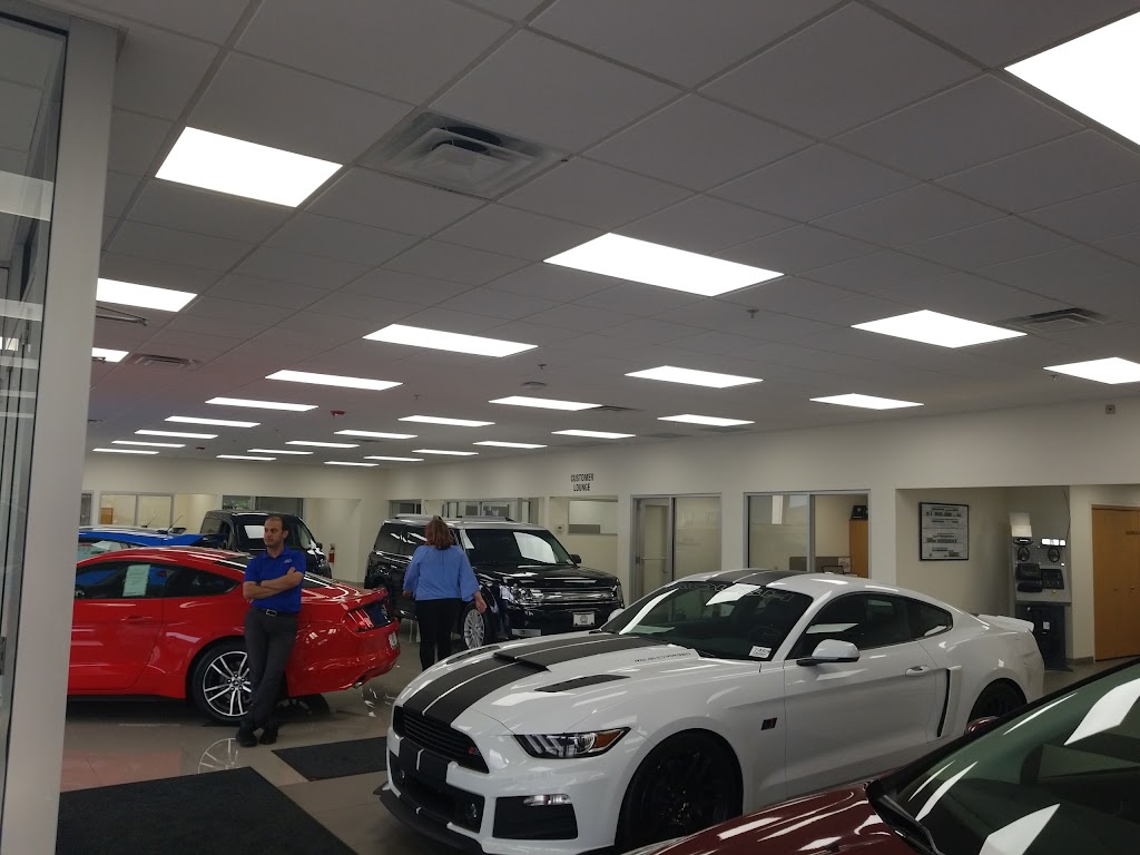 Schaumburg Ford | 815 E Golf Rd, Schaumburg, IL 60173, USA | Phone: (224) 637-1510