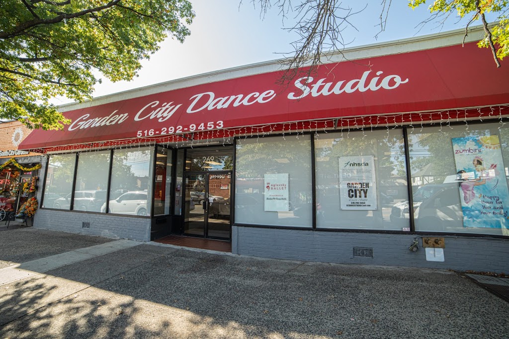 Garden City Dance Studio | 269 Nassau Blvd, Garden City South, NY 11530, USA | Phone: (516) 292-9453