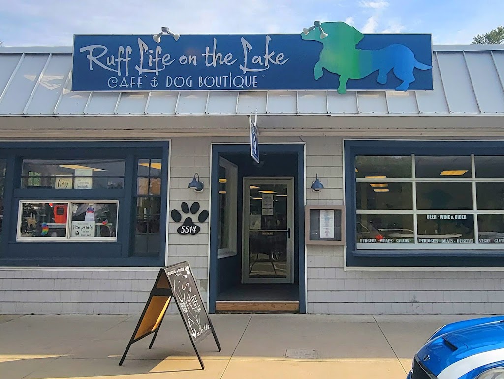 Ruff Life on the Lake | 5514 Lake Rd E, Geneva, OH 44041, USA | Phone: (440) 361-3854