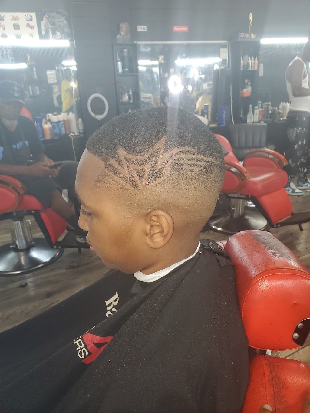 Handz of Class | 5768 Cullen Blvd, Houston, TX 77021, USA | Phone: (832) 461-7311