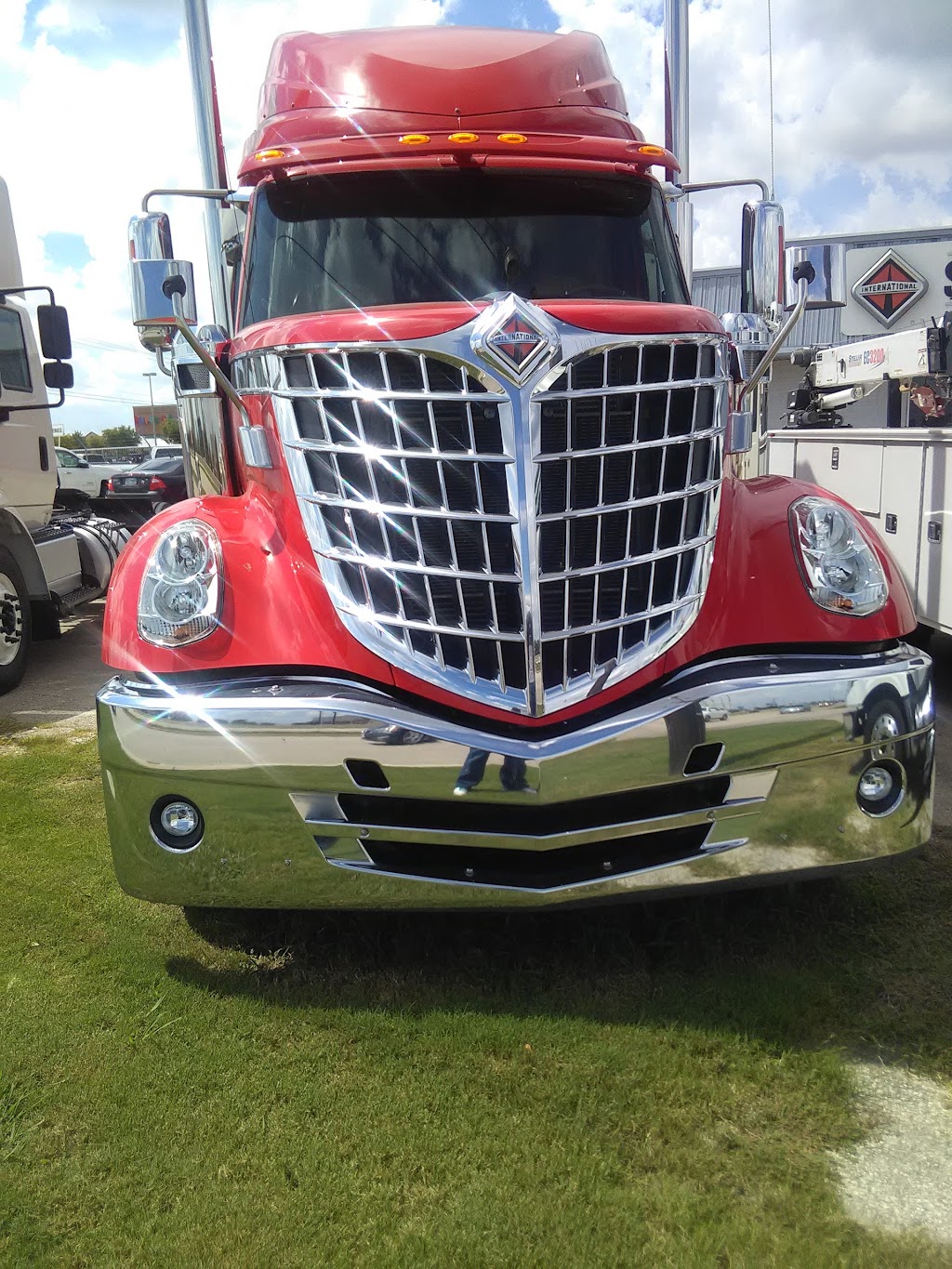 Southwest International Trucks McKinney | 2105 N US 75-Central Expy 1000, McKinney, TX 75070, USA | Phone: (972) 629-3600