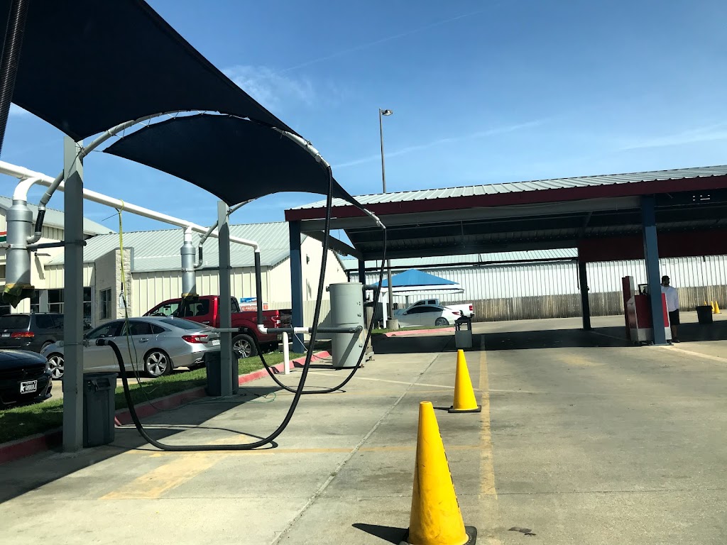 Quickway Car Wash lube & Detail | 1989 W Northwest Hwy, Dallas, TX 75220, USA | Phone: (469) 900-9466