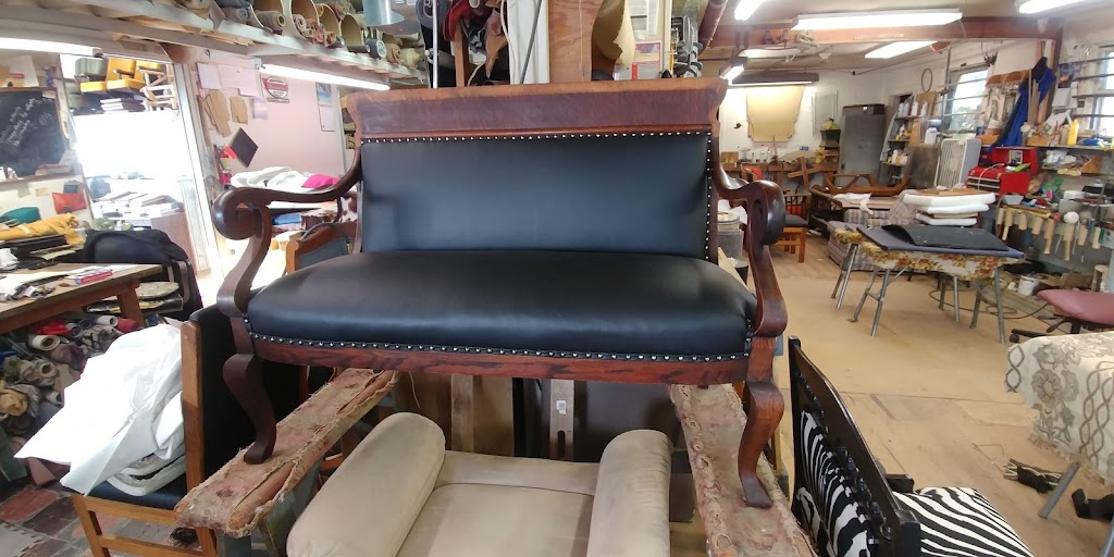 Valley Upholstery | 11005 Valley Ave E, Puyallup, WA 98372, USA | Phone: (253) 845-8114