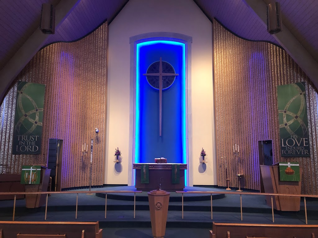 Redeemer Lutheran Church | 601 E Fulton St, Hooper, NE 68031, USA | Phone: (402) 654-3835