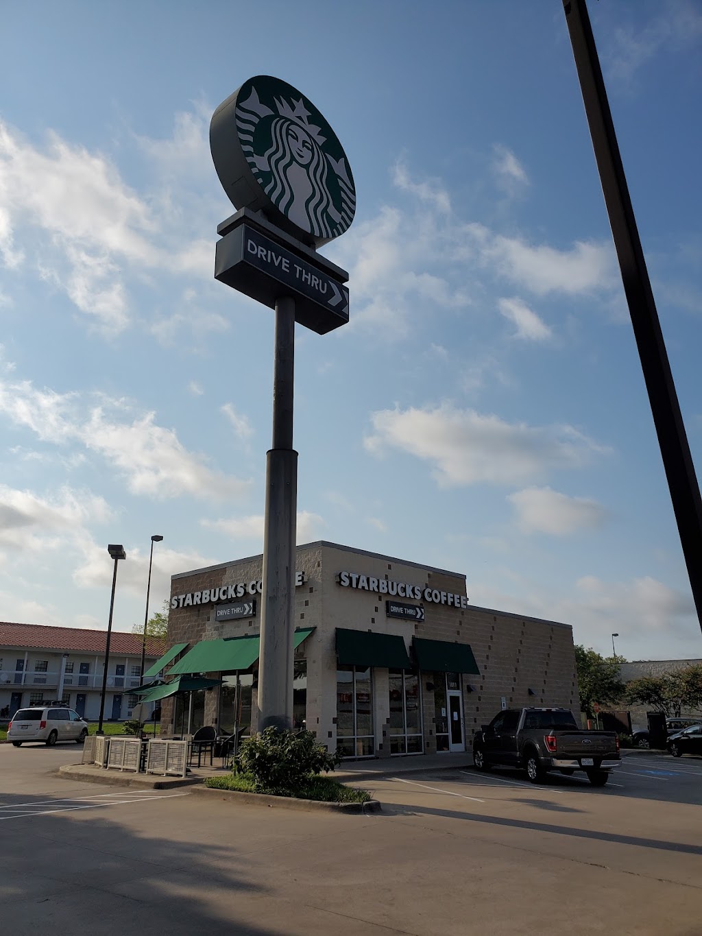 Starbucks | 1011 W Airport Fwy, Euless, TX 76040, USA | Phone: (817) 684-7943