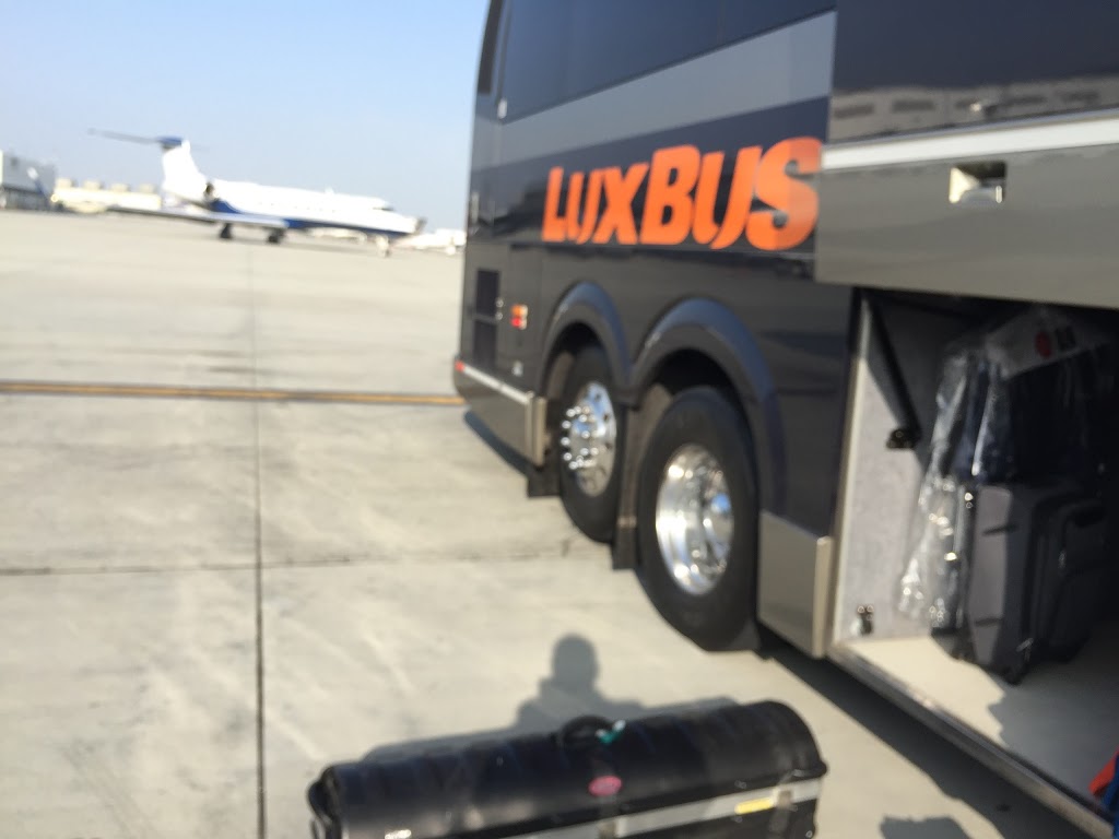 Lux Bus America | 851 E Cerritos Ave, Anaheim, CA 92805, USA | Phone: (877) 610-7870