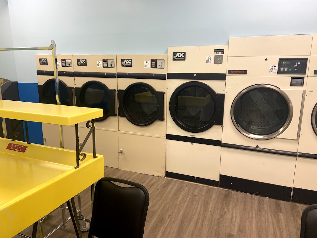 Parkway Laundry | 1949 Lynnhaven Pkwy #1536, Virginia Beach, VA 23453, USA | Phone: (757) 416-0116