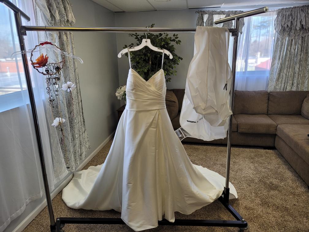 Virginias Daughter Bridal Boutique | 1301 Bridgeport Way Ste 101, Suffolk, VA 23435, USA | Phone: (844) 843-4696