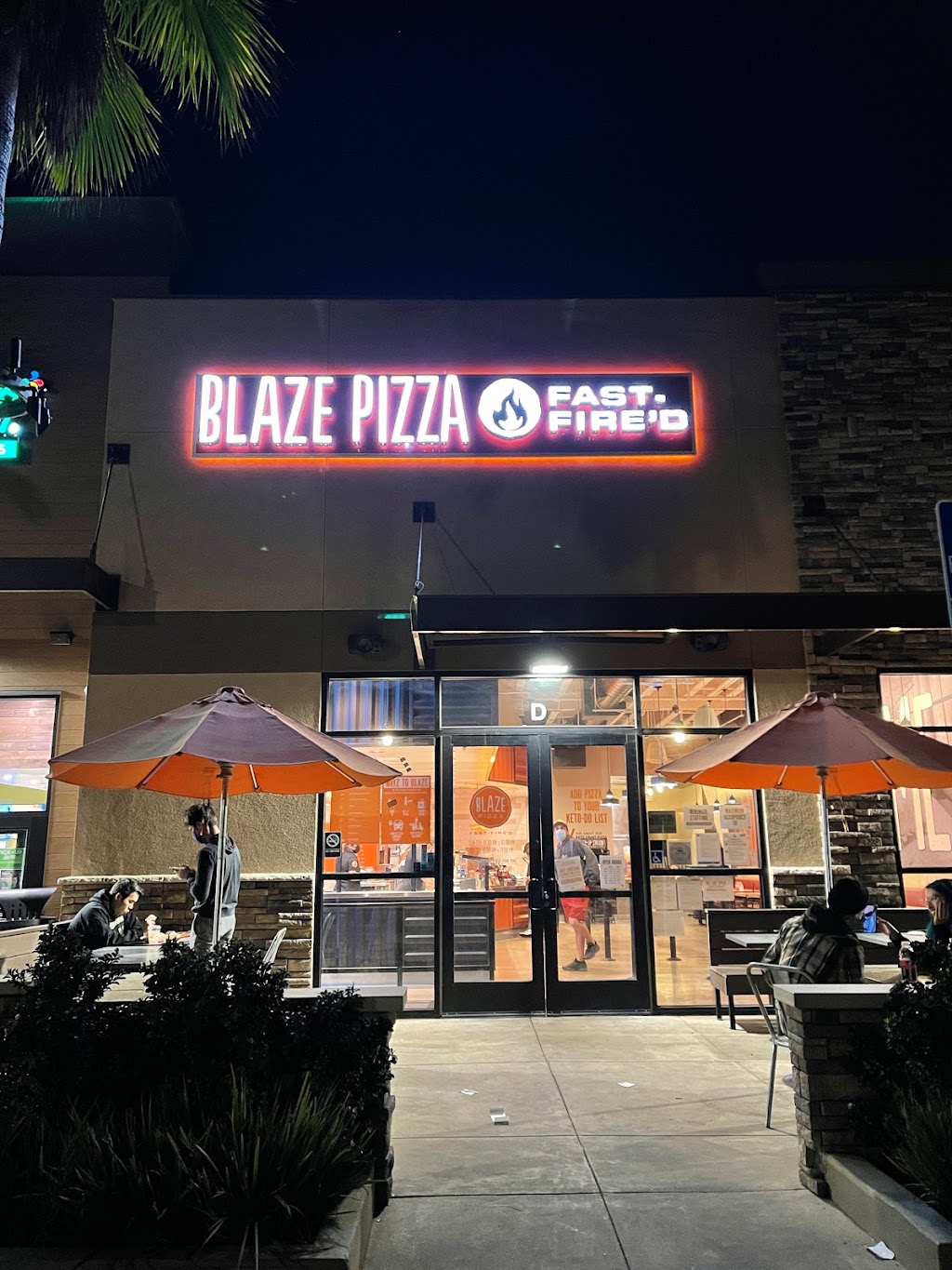 Blaze Pizza | 17150 Brookhurst St, Fountain Valley, CA 92708, USA | Phone: (714) 930-1522