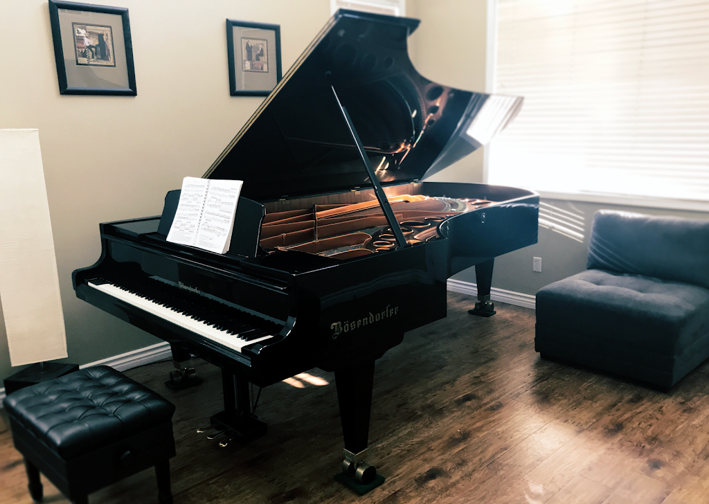 Santa Clarita Piano Lessons | 24156 Matthew Pl, Santa Clarita, CA 91321, USA | Phone: (661) 347-1811