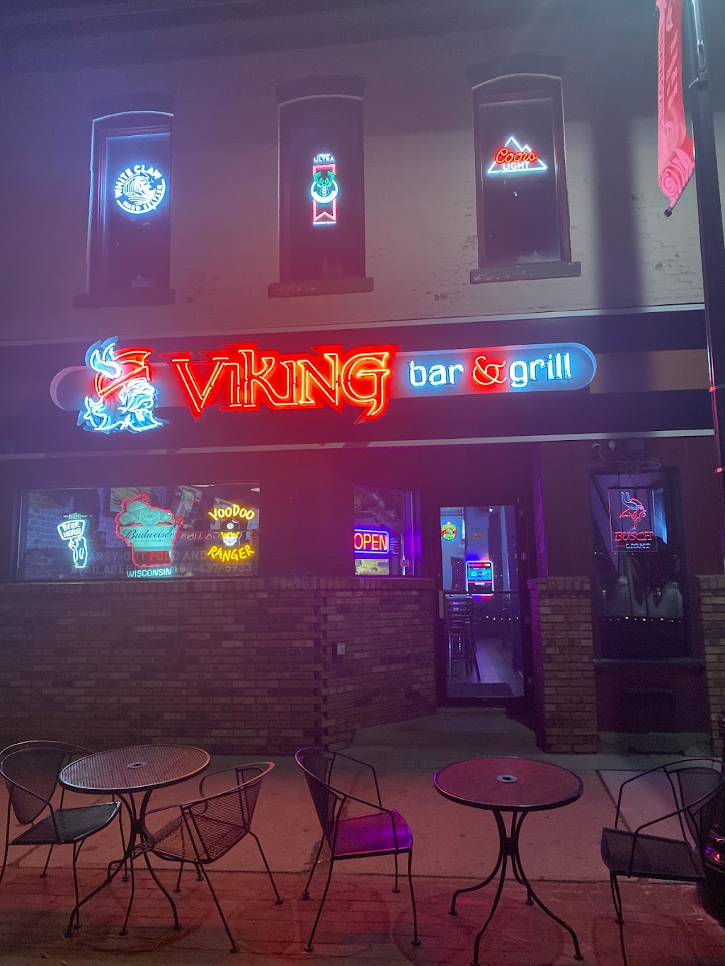 The Viking Bar & Grill | 120 E Main St, Mt Horeb, WI 53572, USA | Phone: (608) 437-5733