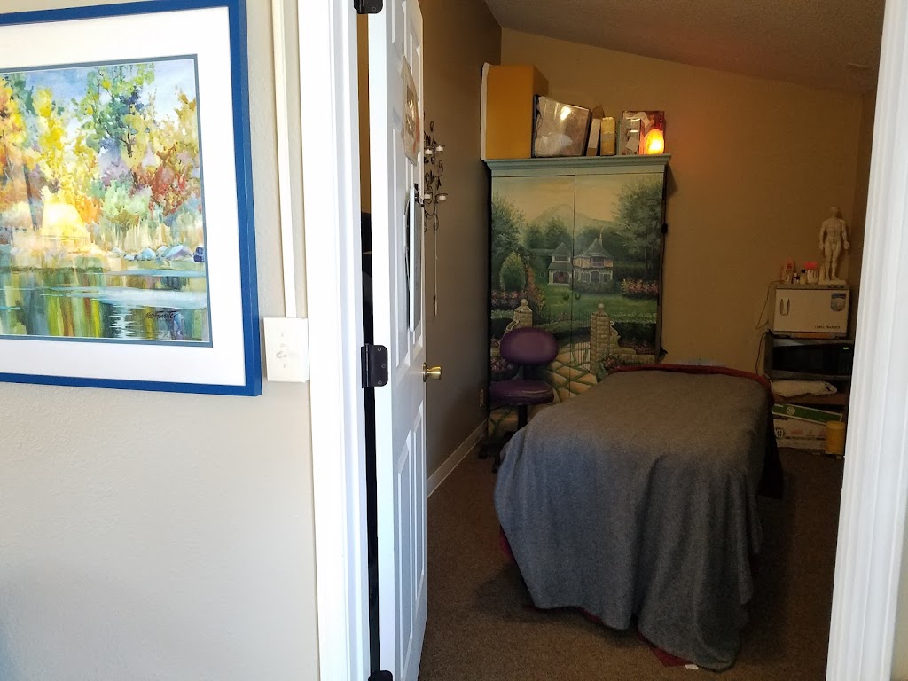 DWs Therapeutic Massage | 4066 White Bear Ave #2, White Bear Lake, MN 55110, USA | Phone: (651) 756-7446