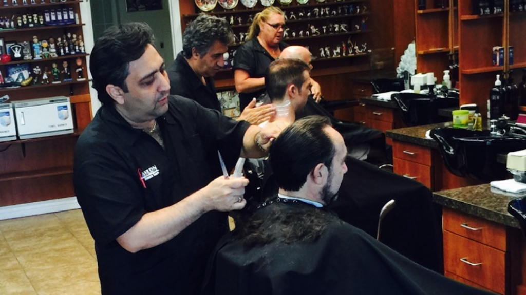 Pavilion Barber Shop | 8969 E Indian Bend Rd, Scottsdale, AZ 85250, USA | Phone: (480) 362-1715