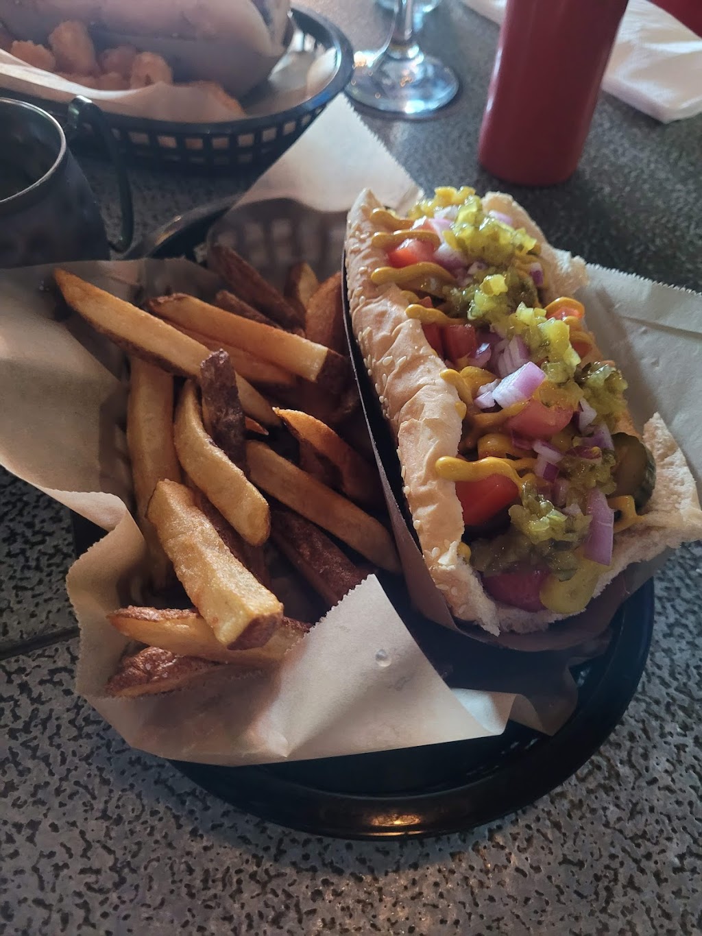 Beer Dogs | 7032 Sylvan Rd, Citrus Heights, CA 95610, USA | Phone: (916) 547-2597