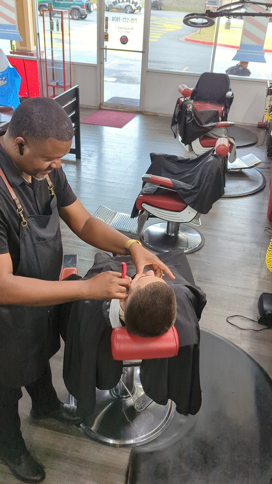 AMAZING Cuts Barber Shop | 3055 N Main St #103, Kennesaw, GA 30144, USA | Phone: (770) 572-7078