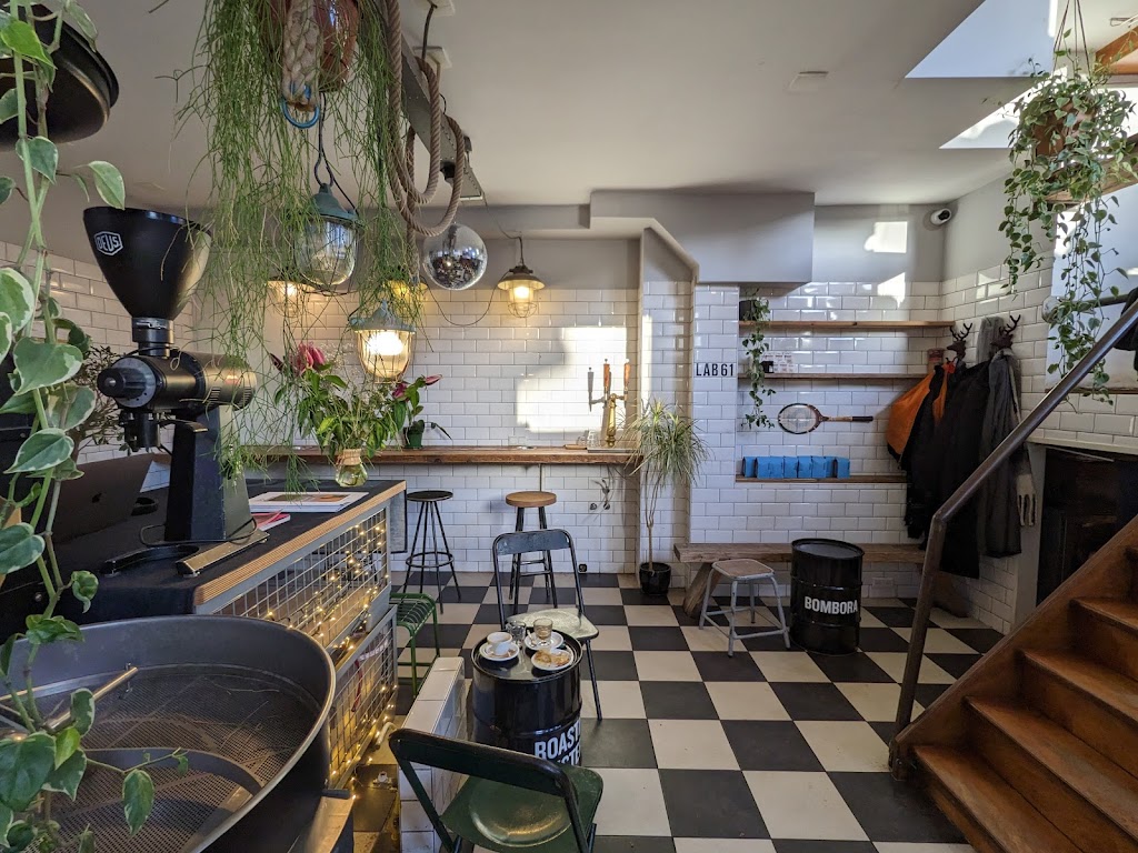 LOT61 Coffee Roasters | Kinkerstraat 112, 1053 ED Amsterdam, Netherlands | Phone: 020 244 1988