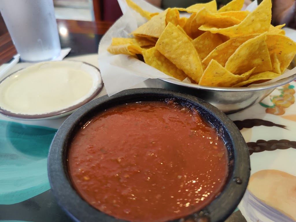 Los Tres Magueyes | 10120 Green Level Church Road, Cary, NC 27519, USA | Phone: (919) 267-5444