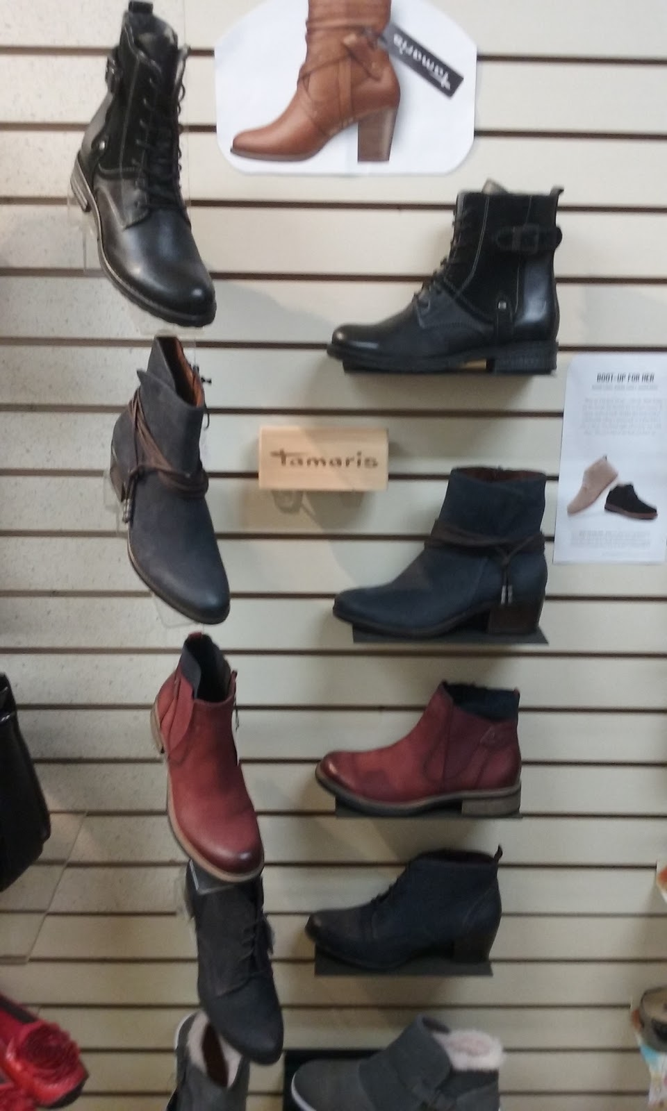 Shoemaker Shop of Elmhurst | 187 E Butterfield Rd, Elmhurst, IL 60126, USA | Phone: (630) 833-2818