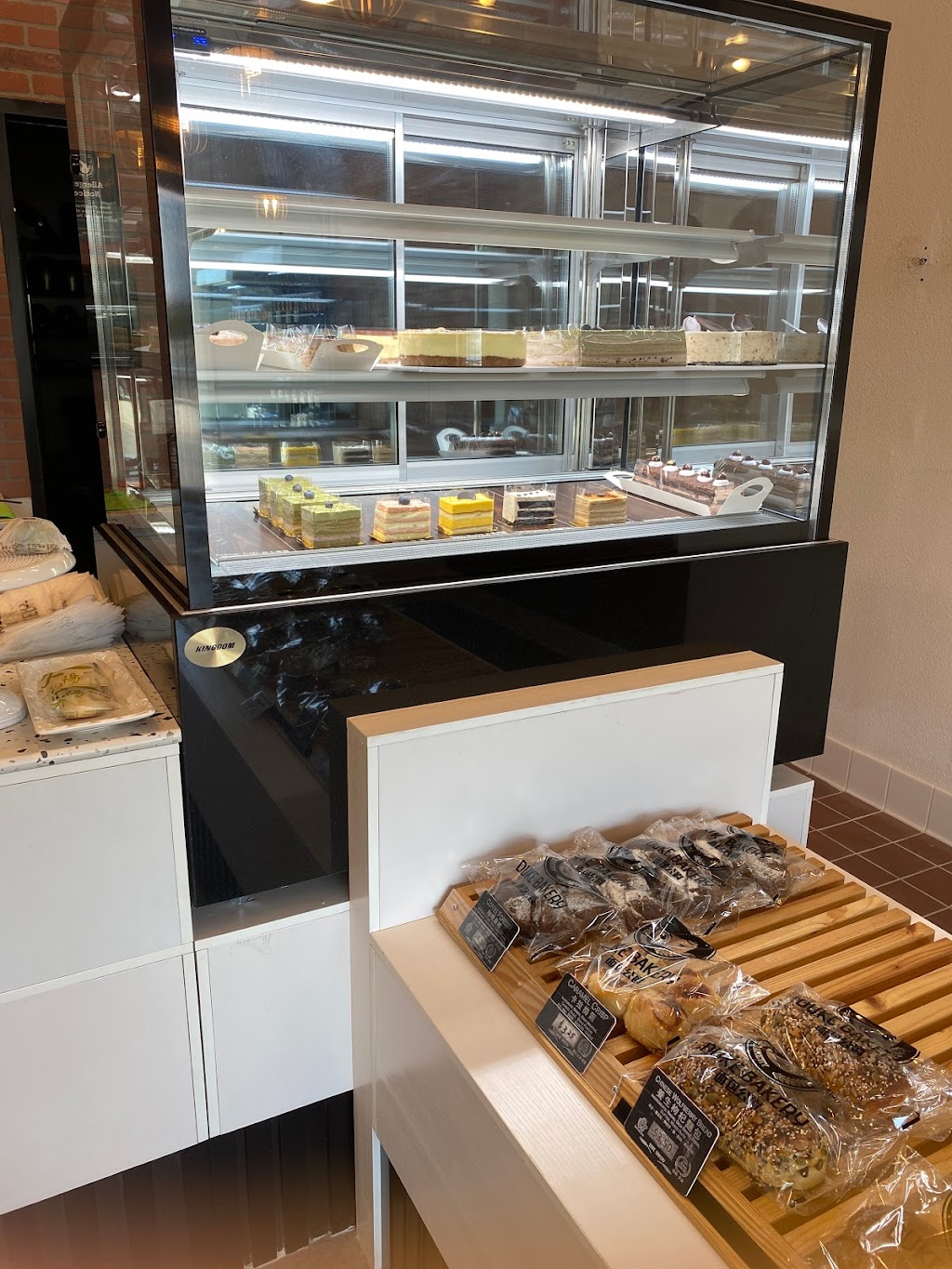 Duke bakery | 1207 N Grand Ave, Walnut, CA 91789, USA | Phone: (909) 978-5044
