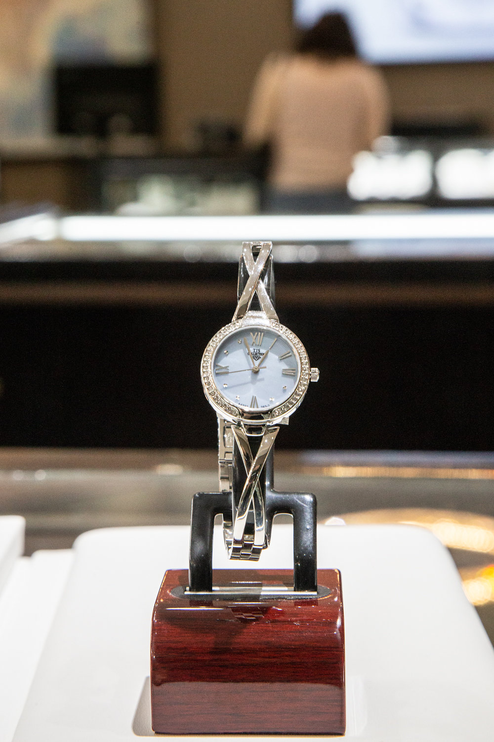 The Jewelry Source | 15603 Main St #101, Mill Creek, WA 98012, USA | Phone: (425) 774-2111