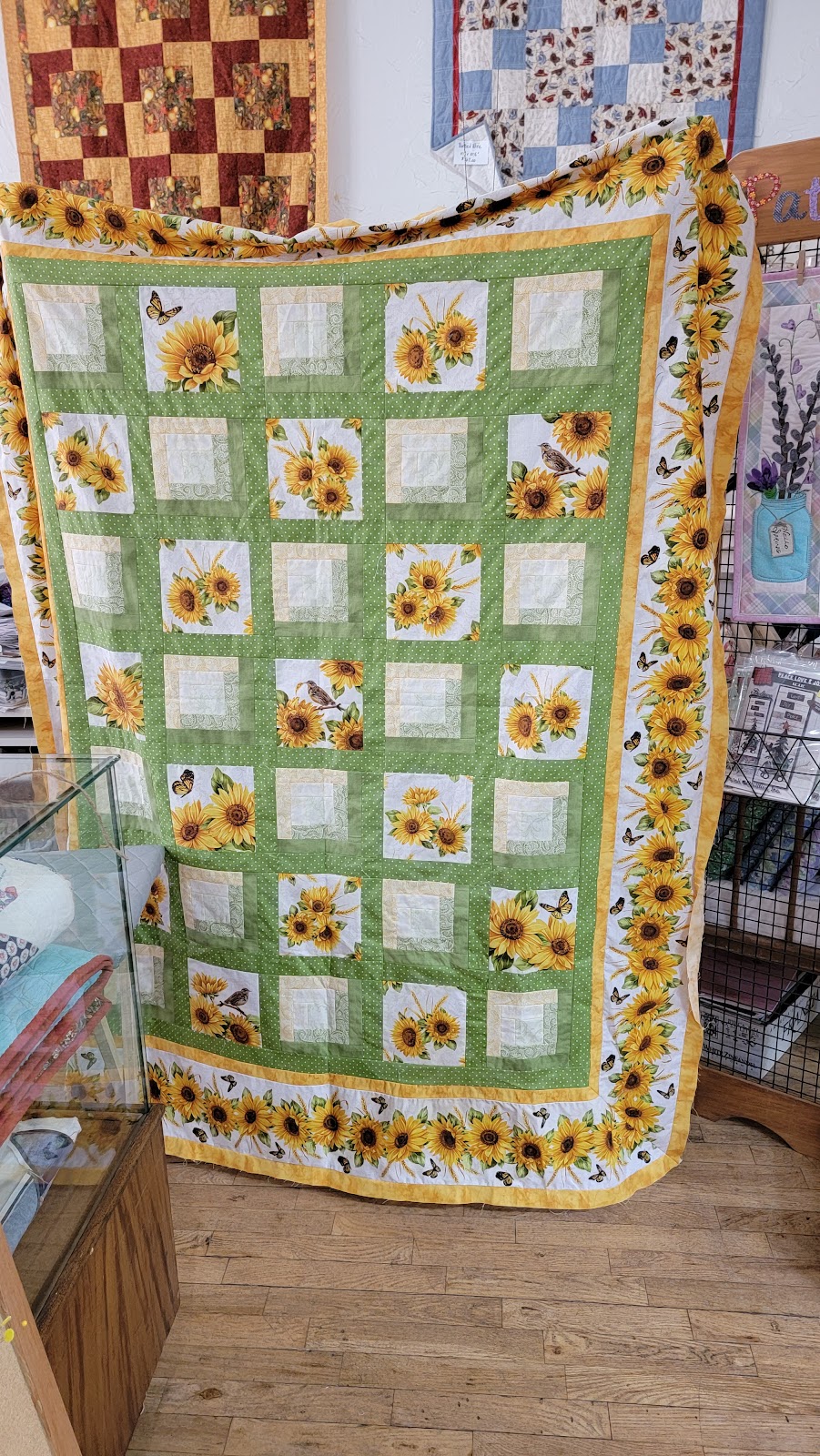 Calico Rose Fabric & Quilts | 319 Broadway St, Cottonwood Falls, KS 66845, USA | Phone: (620) 273-6020