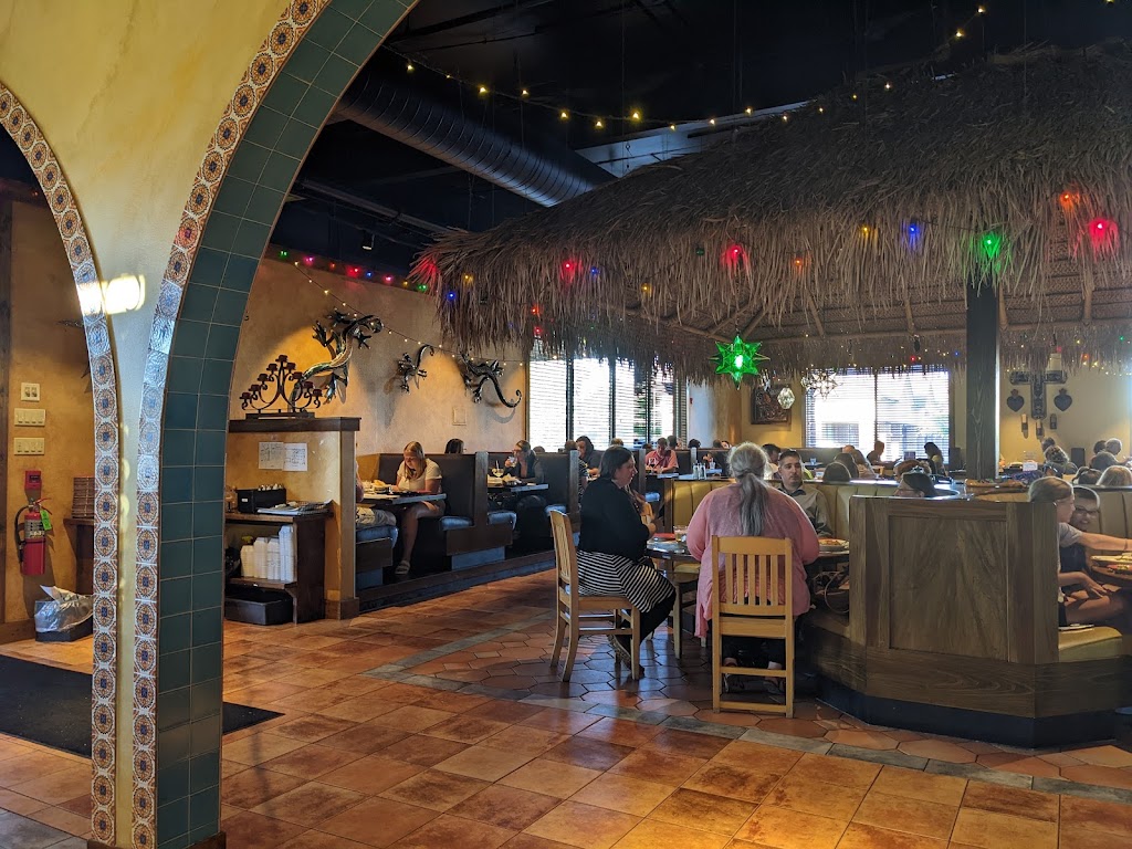 Iguana Wana Mexican Grill and Tequila Bar | 9080 76th St, Pleasant Prairie, WI 53158, USA | Phone: (262) 694-5400