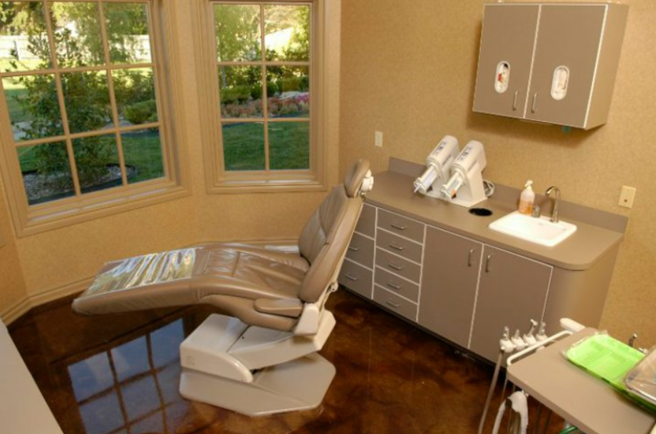 Ron Hart, DDS | 2320 Nowata Pl, Bartlesville, OK 74006, USA | Phone: (918) 890-2169