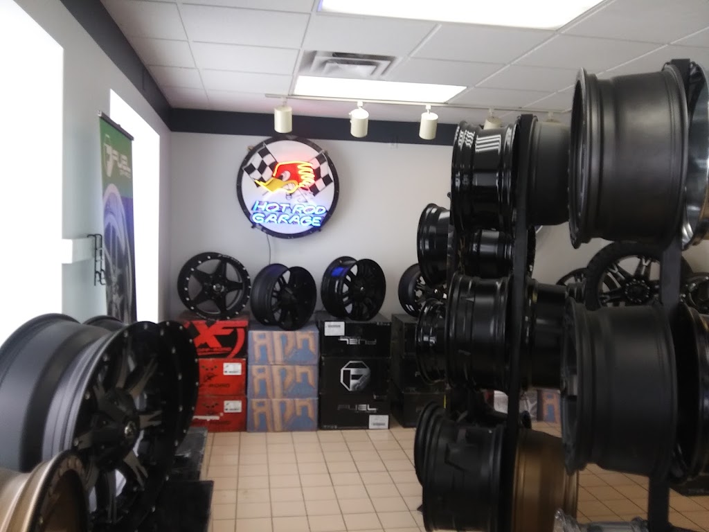 Fred Jr’s Minnesota Wholesale Tire | 731 Lake St S, Forest Lake, MN 55025, USA | Phone: (651) 272-5610