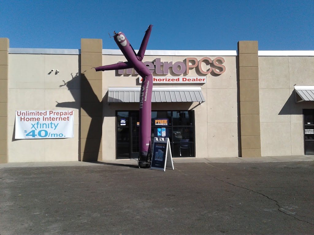 Metro by T-Mobile | 4000 Central Ave SW Ste B, Albuquerque, NM 87105, USA | Phone: (505) 503-6432