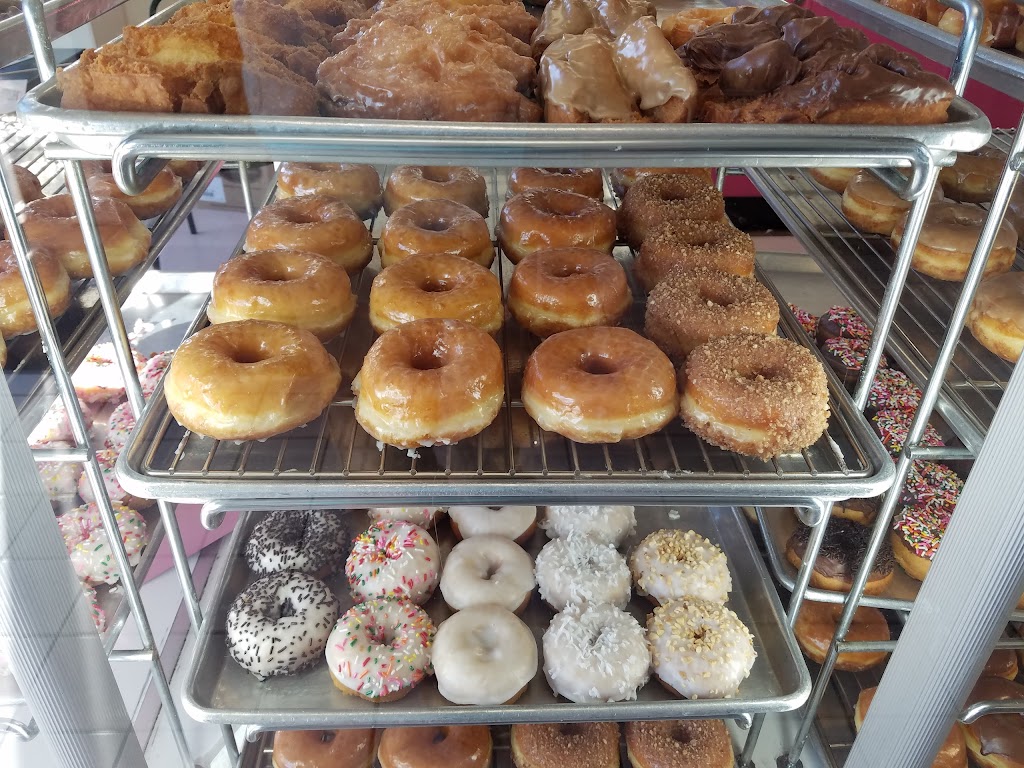 Jax Donut House | 475 S Associated Rd, Brea, CA 92821 | Phone: (714) 529-0221