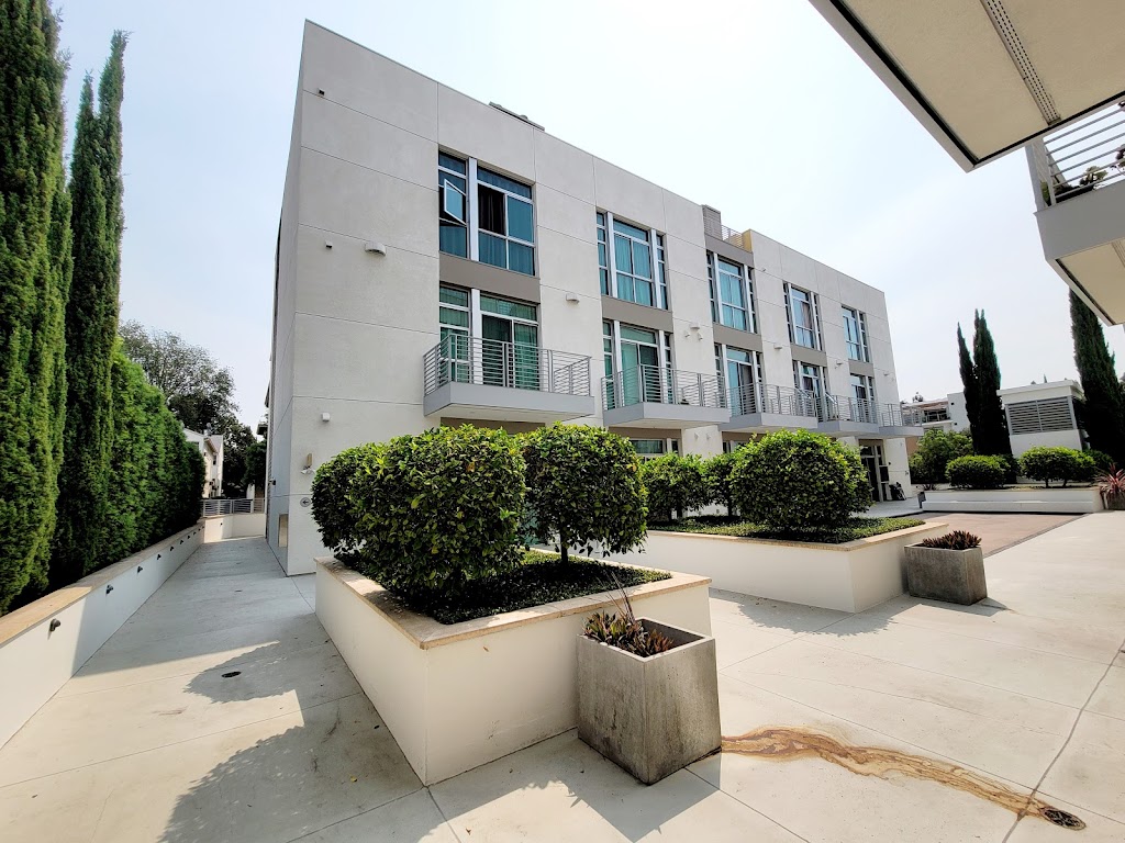 Kelli Debbs Realty | 827 N Hollywood Way #315, Burbank, CA 91505, USA | Phone: (818) 333-6646